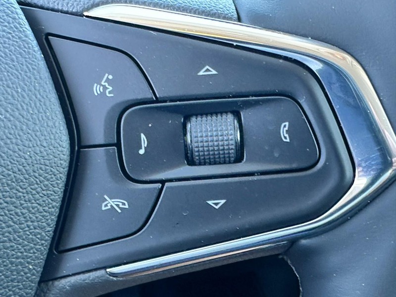 Chevrolet Trax Vehicle Full-screen Gallery Image 12