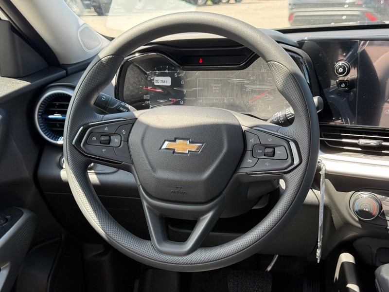 Chevrolet Trax Vehicle Full-screen Gallery Image 6