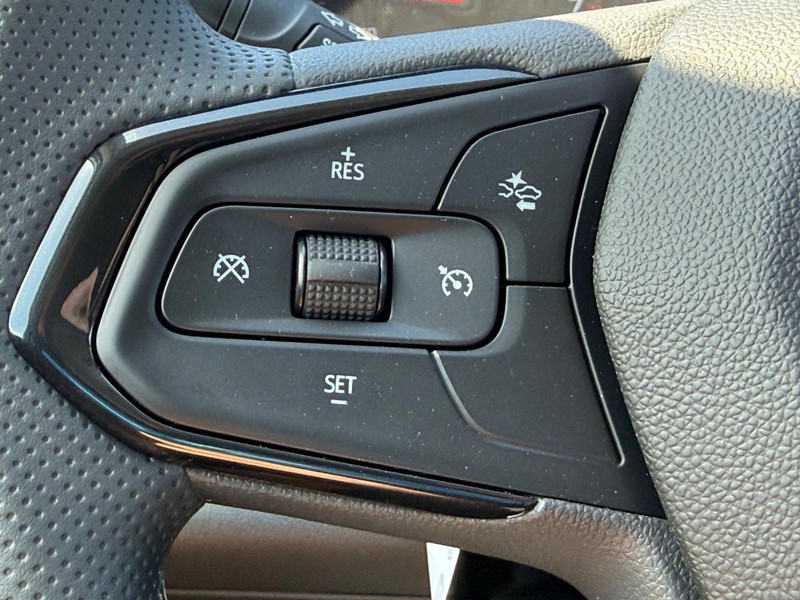 Chevrolet Trax Vehicle Full-screen Gallery Image 7