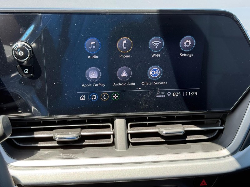 Chevrolet Trax Vehicle Full-screen Gallery Image 9