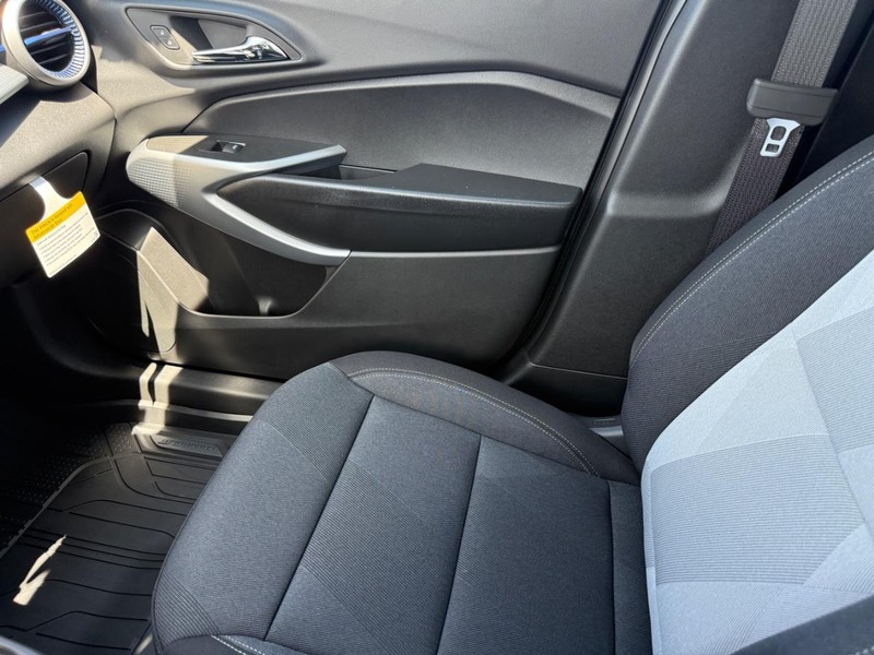 Chevrolet Trax Vehicle Full-screen Gallery Image 13