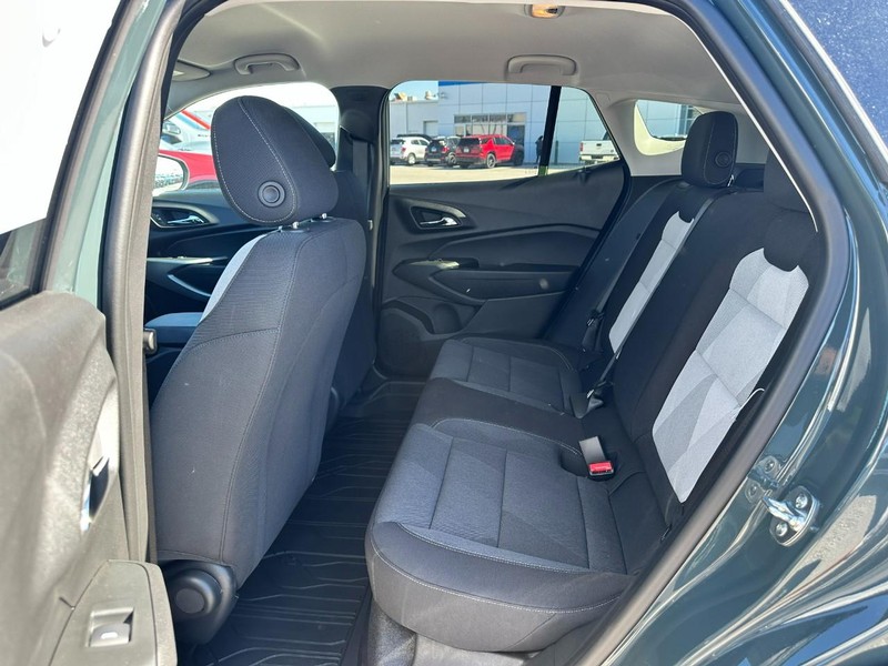 Chevrolet Trax Vehicle Full-screen Gallery Image 4