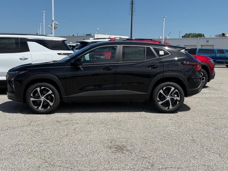 Chevrolet Trax Vehicle Full-screen Gallery Image 2