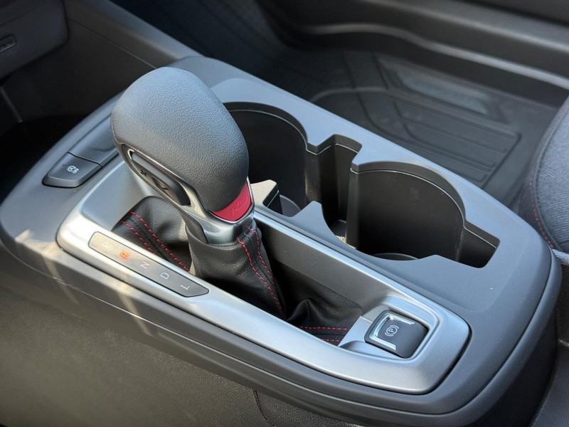 Chevrolet Trax Vehicle Full-screen Gallery Image 13