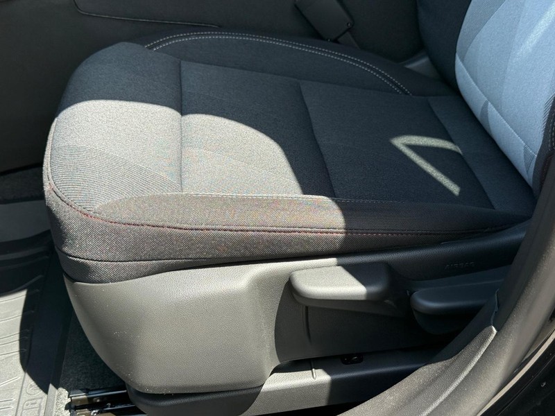Chevrolet Trax Vehicle Full-screen Gallery Image 17
