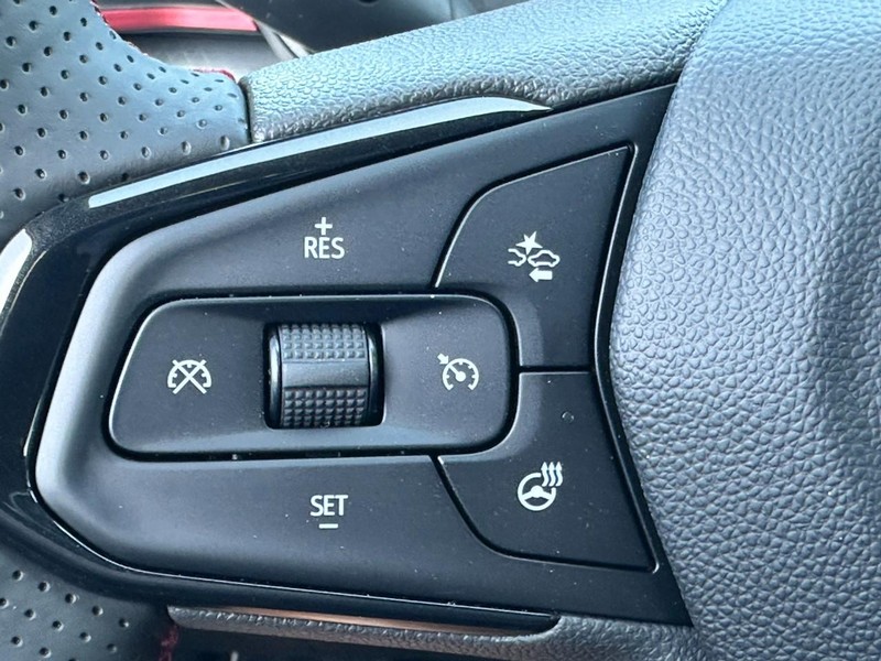 Chevrolet Trax Vehicle Full-screen Gallery Image 11