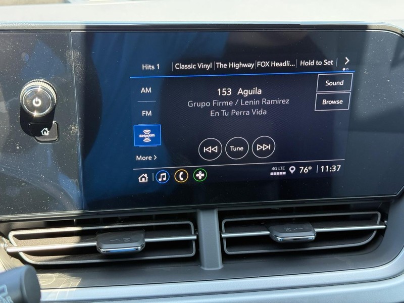 Chevrolet Trax Vehicle Full-screen Gallery Image 10