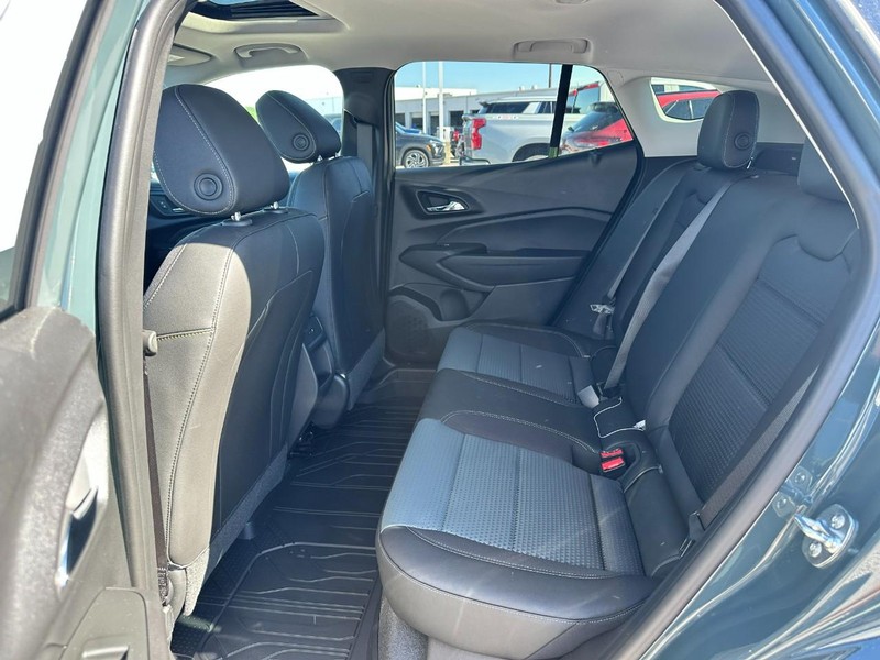 Chevrolet Trax Vehicle Full-screen Gallery Image 4