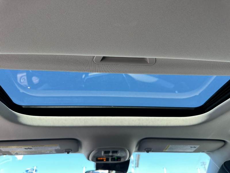 Chevrolet Trax Vehicle Full-screen Gallery Image 5