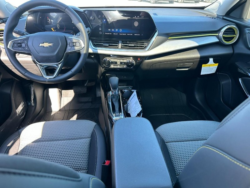 Chevrolet Trax Vehicle Full-screen Gallery Image 6