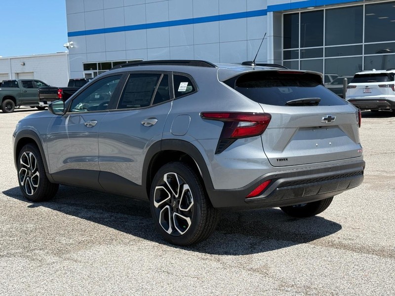 Chevrolet Trax Vehicle Full-screen Gallery Image 3