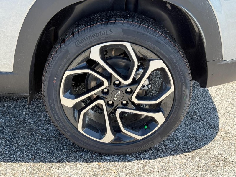 Chevrolet Trax Vehicle Full-screen Gallery Image 4