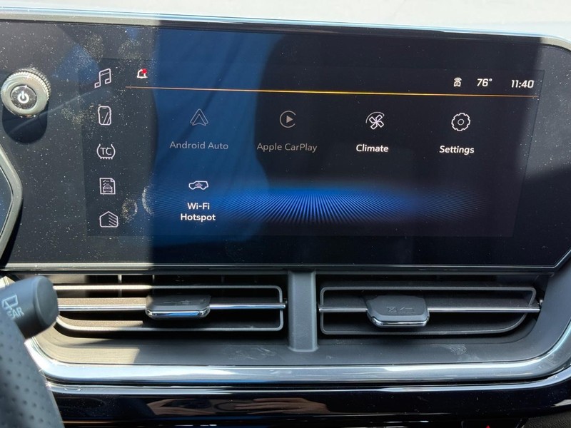 Chevrolet Trax Vehicle Full-screen Gallery Image 13