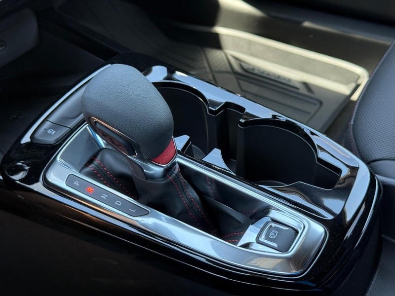 Chevrolet Trax Vehicle Full-screen Gallery Image 16