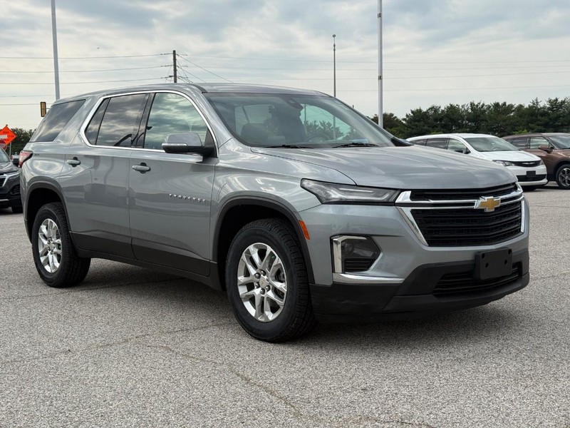 Chevrolet Traverse Vehicle Full-screen Gallery Image 8