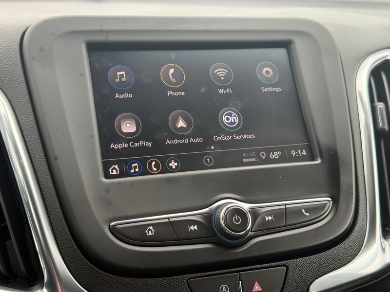 Chevrolet Equinox Vehicle Full-screen Gallery Image 16