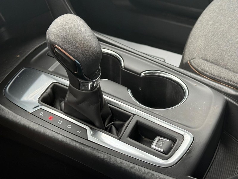 Chevrolet Equinox Vehicle Full-screen Gallery Image 19