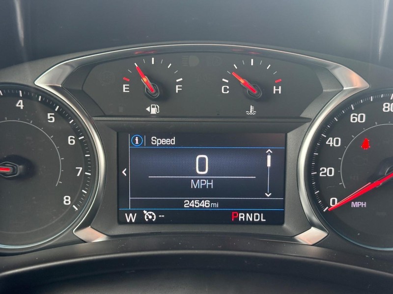 Chevrolet Equinox Vehicle Full-screen Gallery Image 21