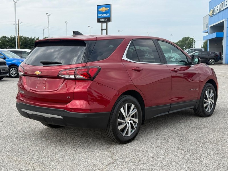 Chevrolet Equinox Vehicle Full-screen Gallery Image 5