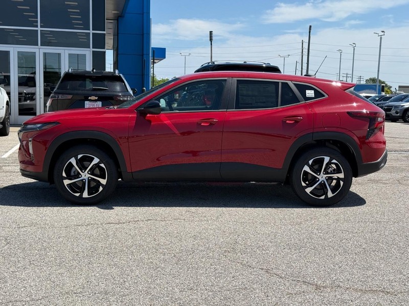 Chevrolet Trax Vehicle Full-screen Gallery Image 2