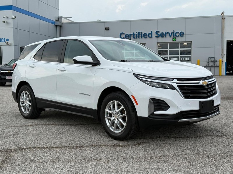 Chevrolet Equinox Vehicle Full-screen Gallery Image 8