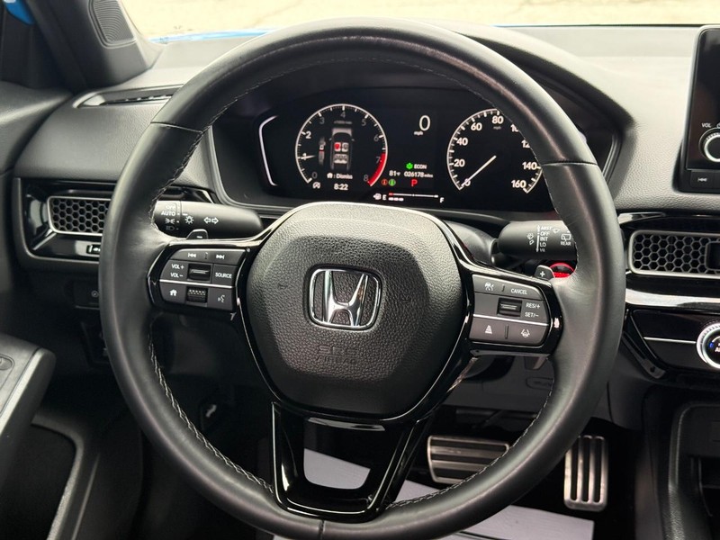 Honda Civic Hatchback Vehicle Full-screen Gallery Image 12