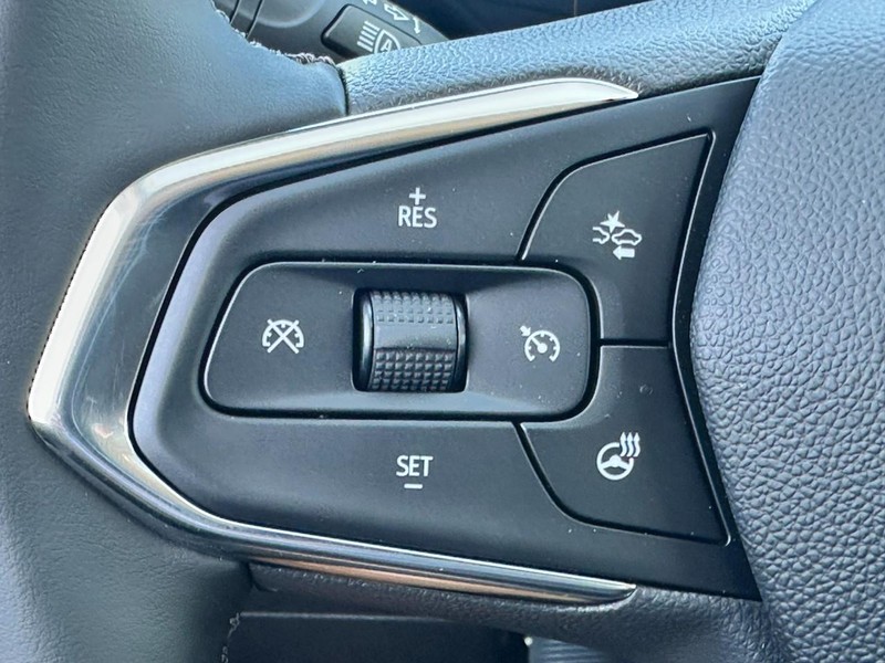 Chevrolet Trax Vehicle Full-screen Gallery Image 11
