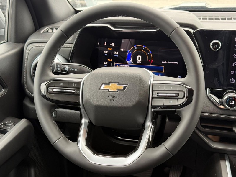 Chevrolet Colorado Vehicle Full-screen Gallery Image 7