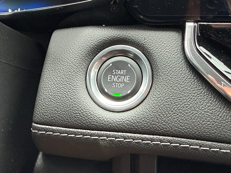 Chevrolet Colorado Vehicle Full-screen Gallery Image 10