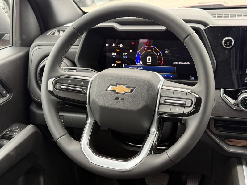 Chevrolet Colorado Vehicle Full-screen Gallery Image 7