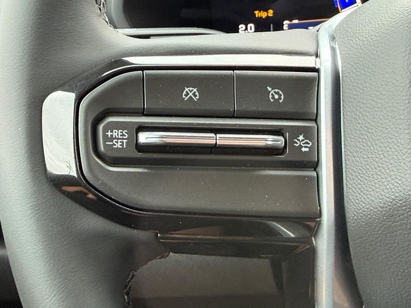 Chevrolet Colorado Vehicle Full-screen Gallery Image 8