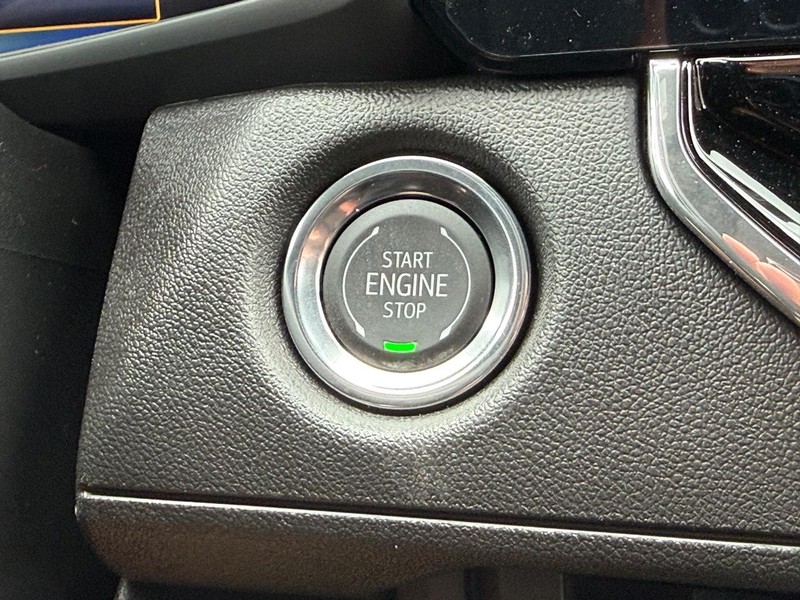 Chevrolet Colorado Vehicle Full-screen Gallery Image 10