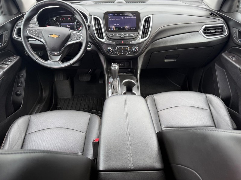Chevrolet Equinox Vehicle Full-screen Gallery Image 11