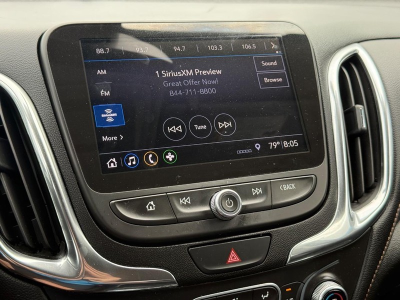 Chevrolet Equinox Vehicle Full-screen Gallery Image 16