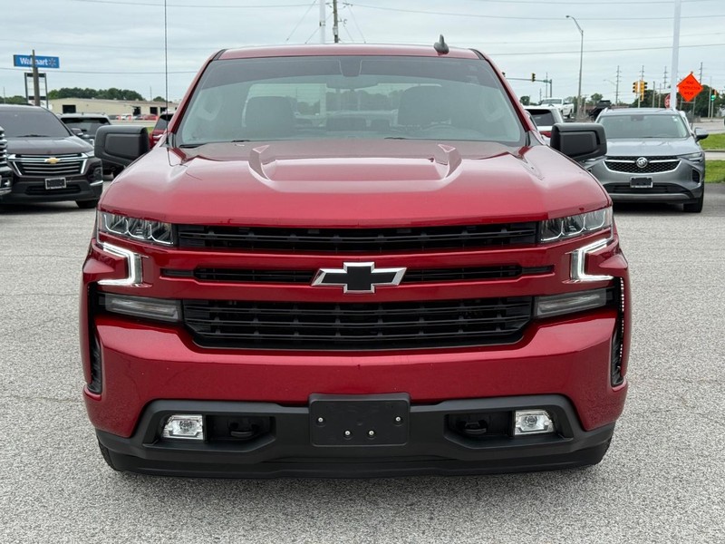 Chevrolet Silverado 1500 Vehicle Full-screen Gallery Image 9
