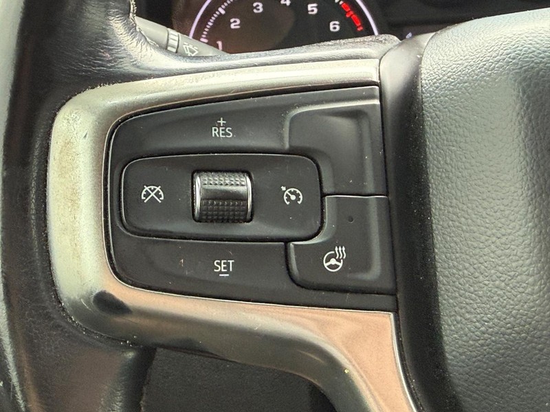 Chevrolet Silverado 1500 Vehicle Full-screen Gallery Image 13