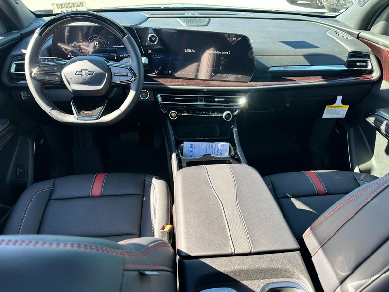 Chevrolet Traverse Vehicle Full-screen Gallery Image 8