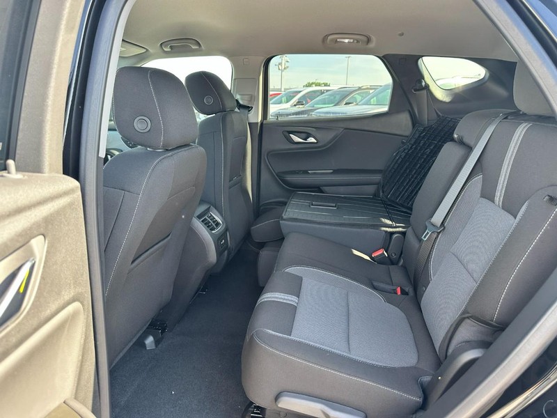 Chevrolet Blazer Vehicle Full-screen Gallery Image 4
