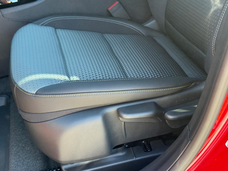 Chevrolet Trax Vehicle Full-screen Gallery Image 18