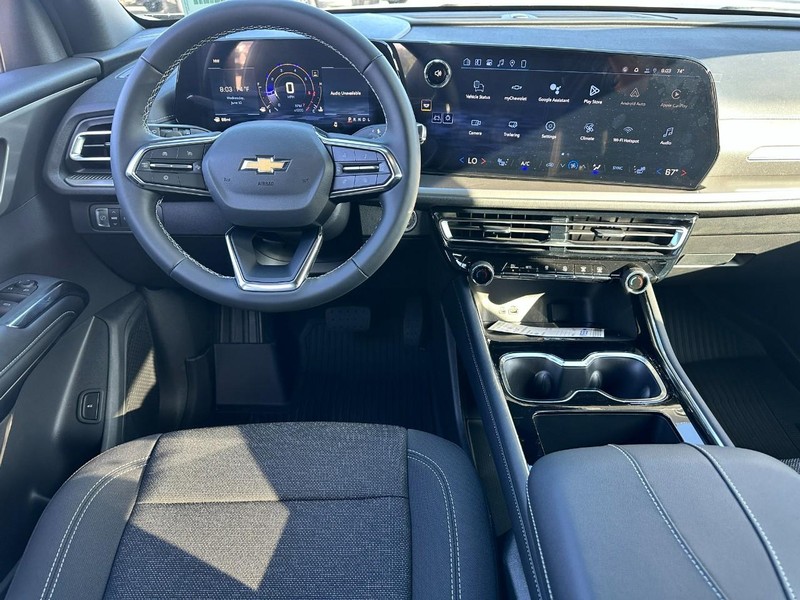 Chevrolet Traverse Vehicle Full-screen Gallery Image 7