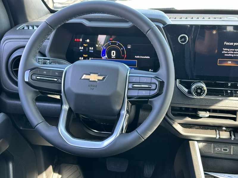 Chevrolet Colorado Vehicle Full-screen Gallery Image 6