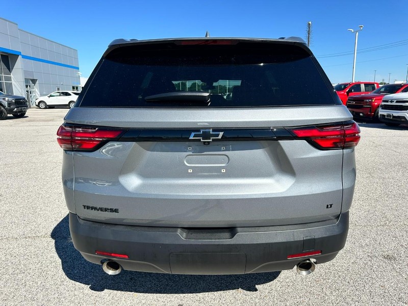 Chevrolet Traverse Vehicle Full-screen Gallery Image 4