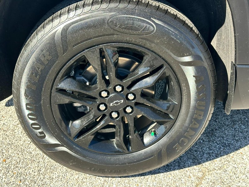 Chevrolet Traverse Vehicle Full-screen Gallery Image 6