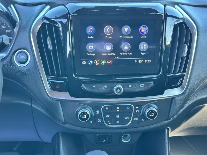 Chevrolet Traverse Vehicle Full-screen Gallery Image 14