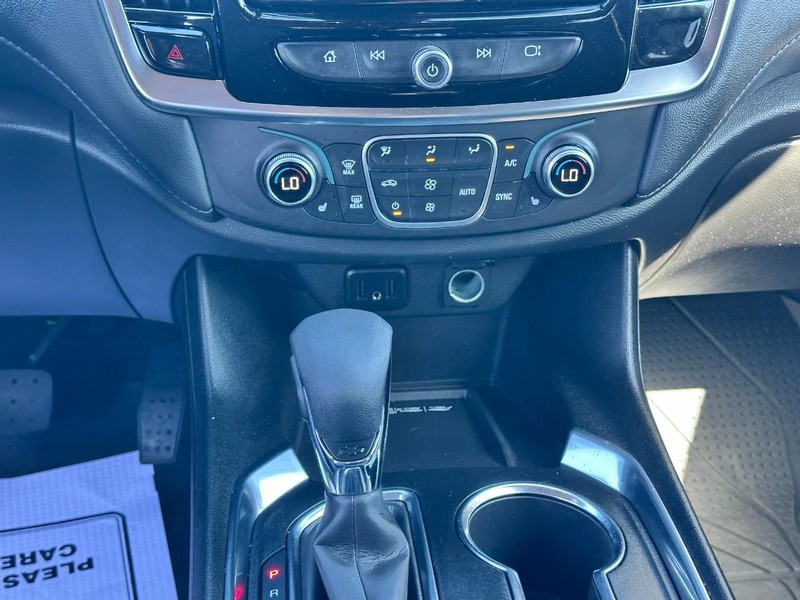 Chevrolet Traverse Vehicle Full-screen Gallery Image 15