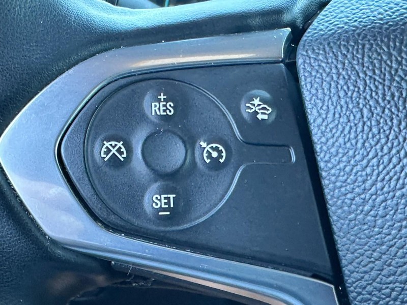 Chevrolet Traverse Vehicle Full-screen Gallery Image 19