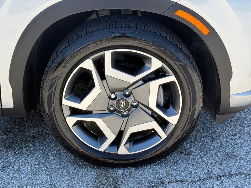 Hyundai Palisade Vehicle Full-screen Gallery Image 7