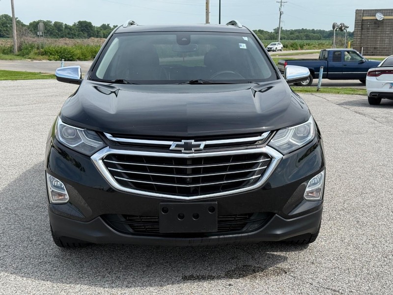 Chevrolet Equinox Vehicle Full-screen Gallery Image 09