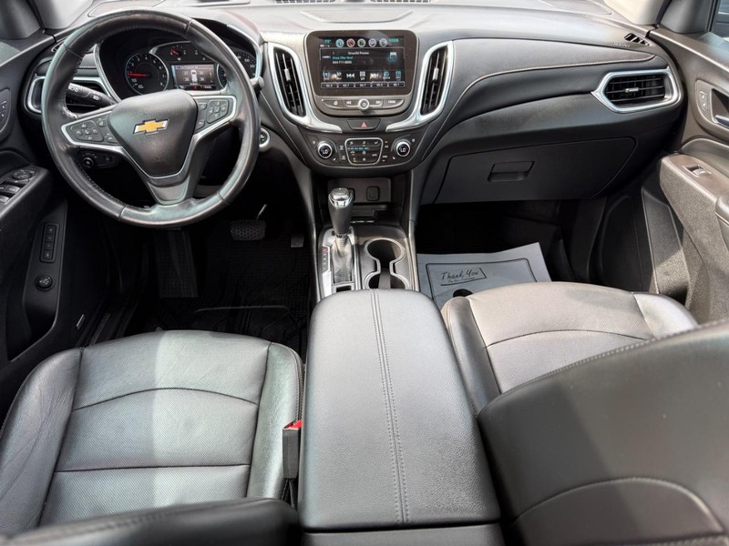 Chevrolet Equinox Vehicle Full-screen Gallery Image 13