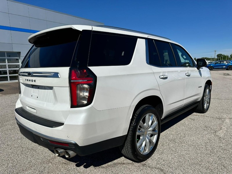Chevrolet Tahoe Vehicle Full-screen Gallery Image 7